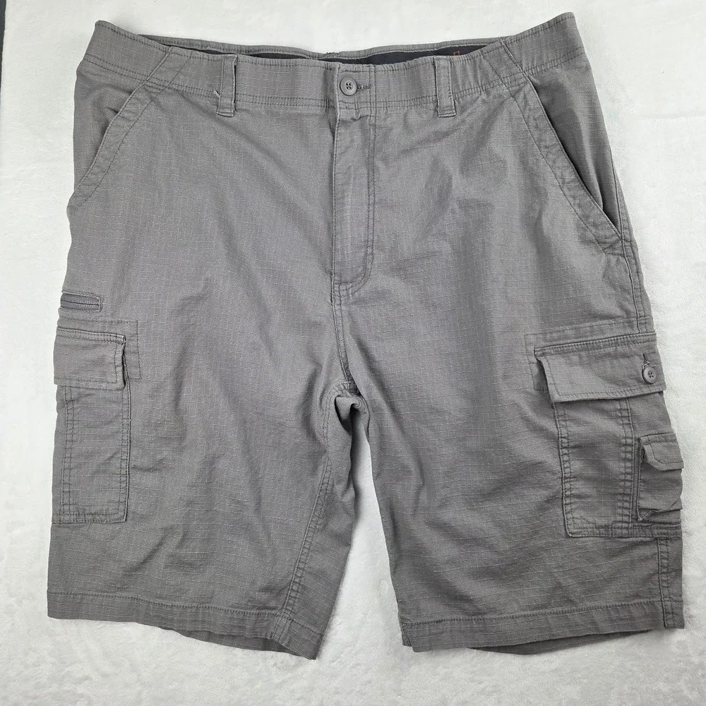 WearFirst Cargo Shorts Mens 38 Gray Ripstop Multi-Pocket Casual Excellent
